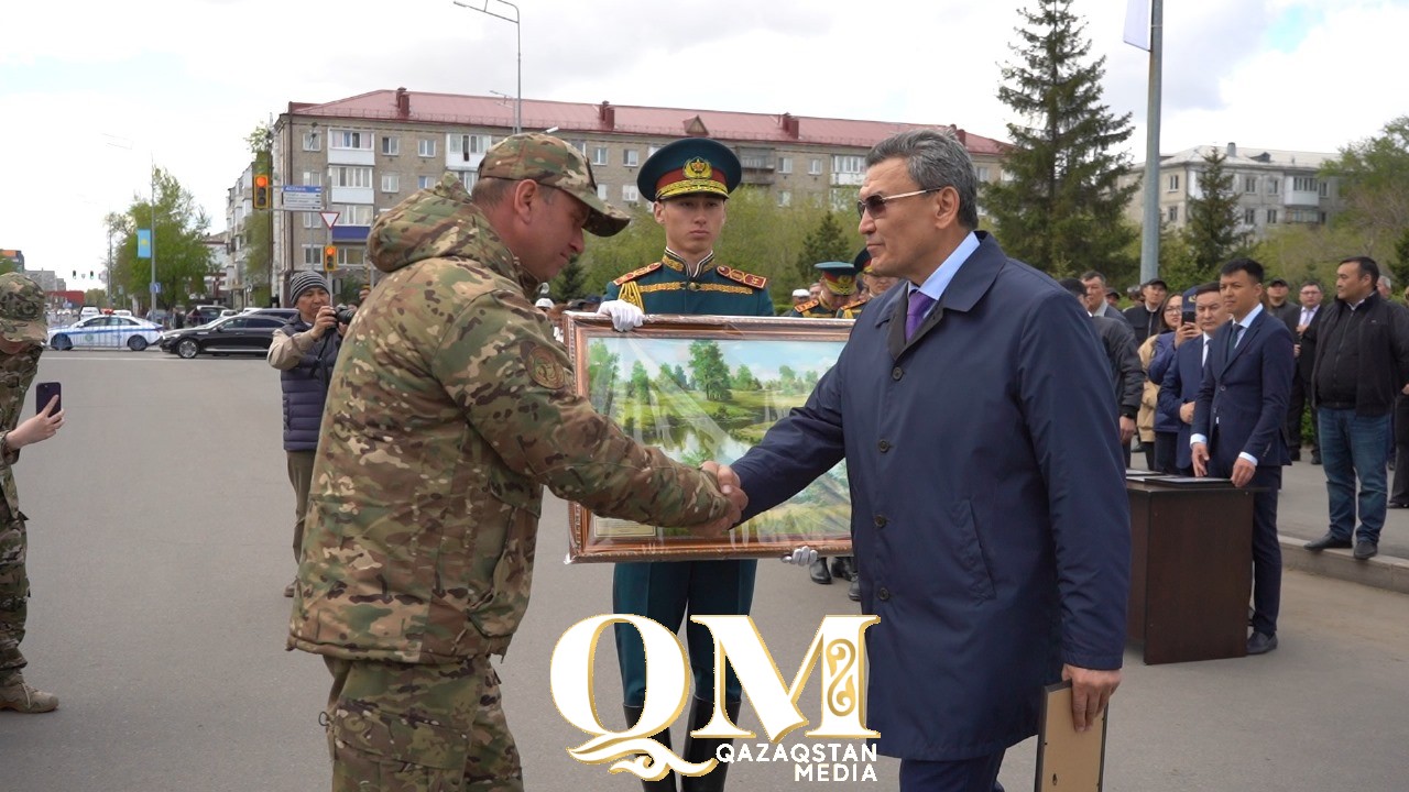 Петропавлға су тасқынымен күреске көмекке келген құтқарушылар мен әскери қызметкерлер үйлеріне оралды