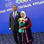 Юбилейные медали к 80-летию победы получили труженики тыла СКО