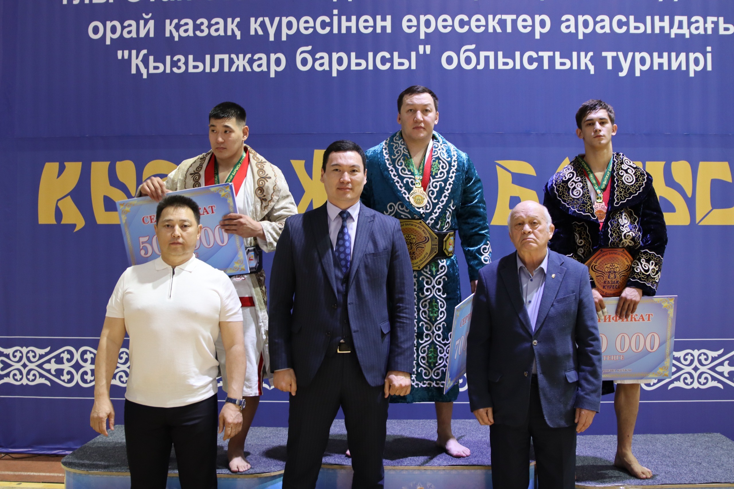 Алтынбек Аусағитов «Қызылжар барысы» атағын сақтап қалды