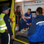 Проверяли давление и поили чаем: полицейские и медики вышли в ночной рейд в СКО