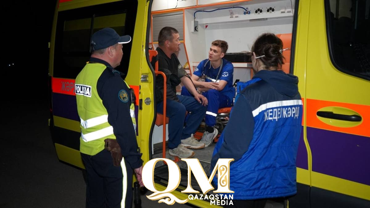 Полицейские и медики вышли в ночной рейд в СКО