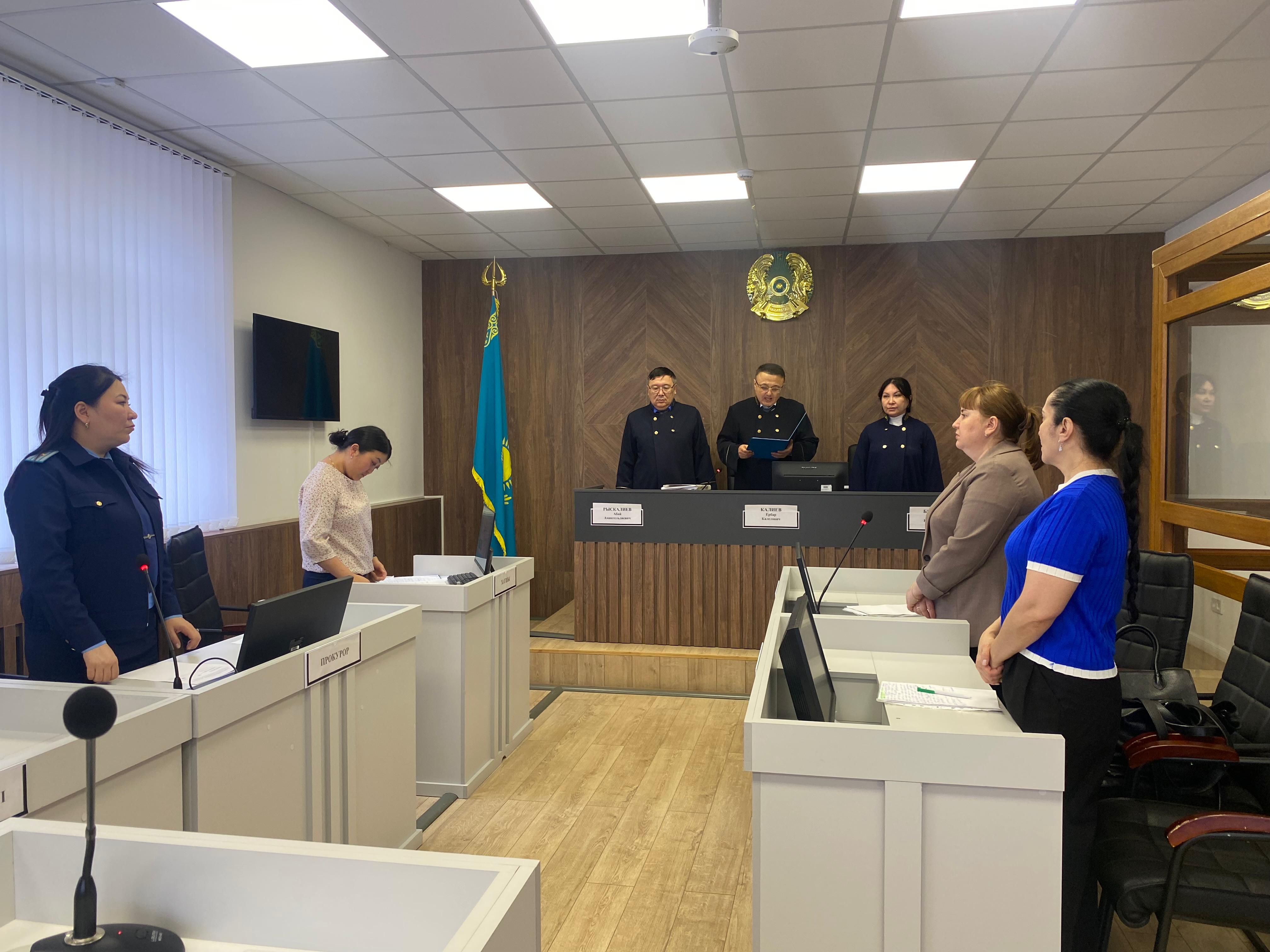 Жестоко убили и спрятали топор на кладбище: дядю и племянника осудили на долгий срок в СКО