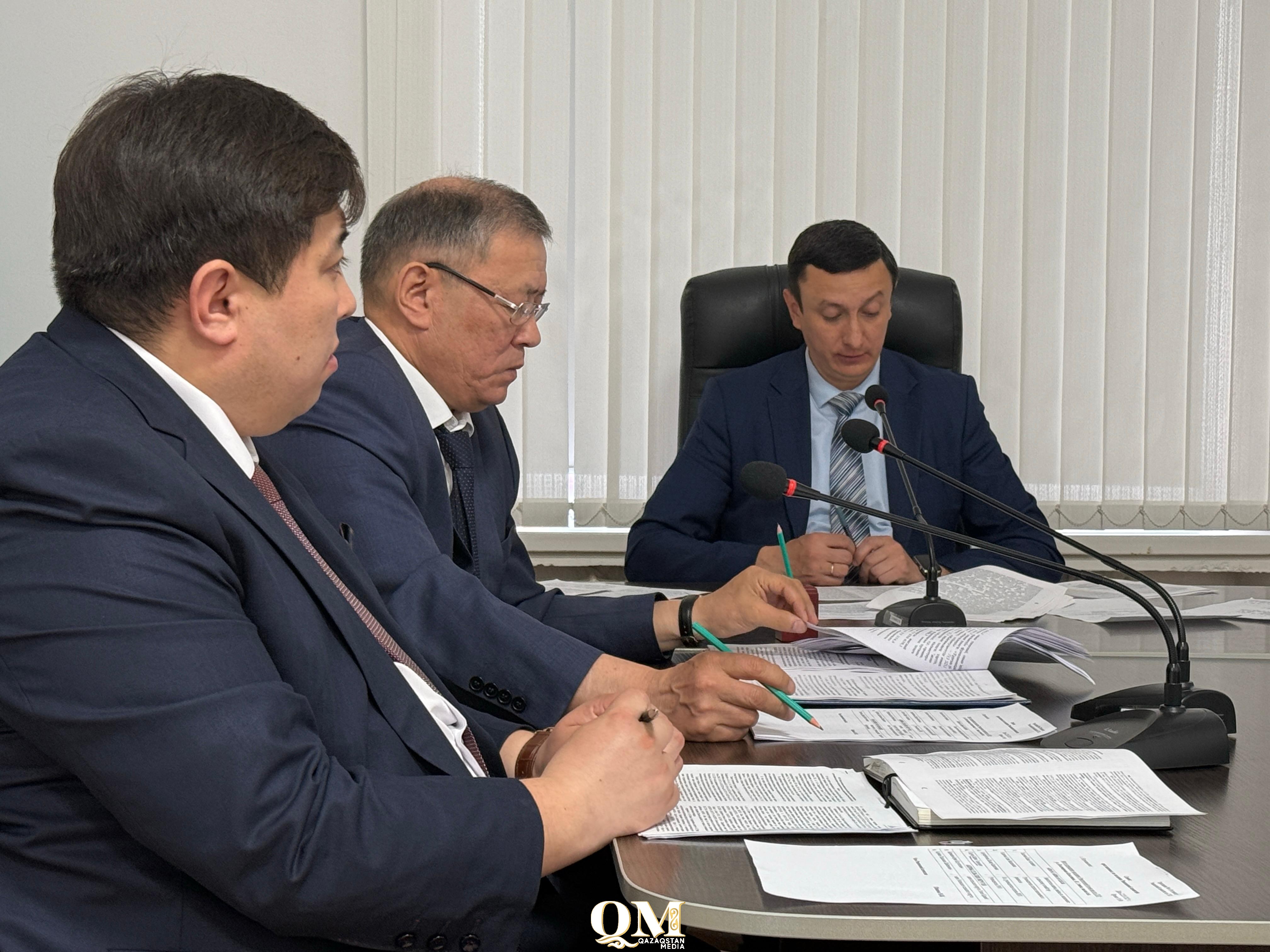 На 5,2 млн тенге необоснованно завысили зарплату работникам образования Акжарского района СКО