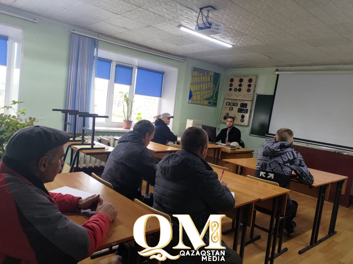 354 адам жаңа кәсіп игерген: Жамбыл ауданындағы «Тұлпар» орталығы сұранысқа ие мамандар дайындайды