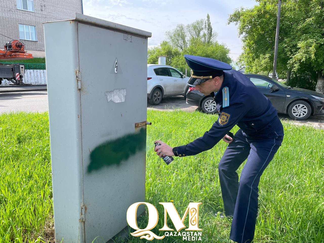 Улицы без опасной рекламы: акцию по уничтожению наркограффити провели в Петропавловске