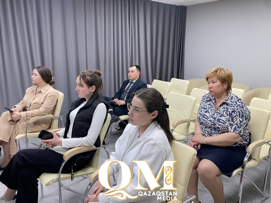 Молодые профессионалы смогут попасть в кадровый резерв президента Казахстана