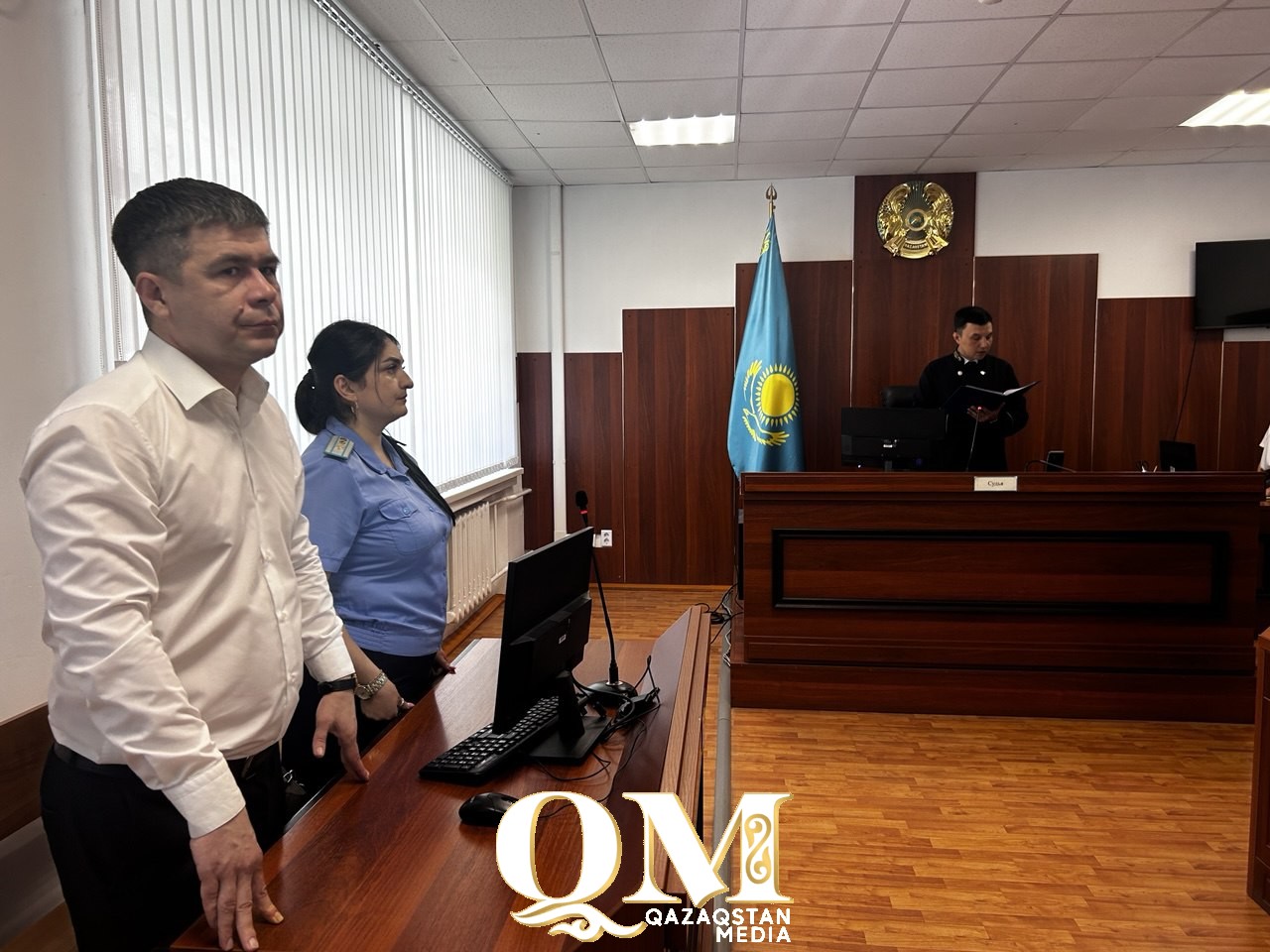 Үш көлік, алты пәтер, тағы бірнеше жер учаскесі: Петропавлда бюджет қаржысын жымқырған депутаттың мүлкі тәркіленді