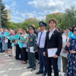 Подняли флаг и исполнили гимн: День госсимволов отметили в Петропавловске