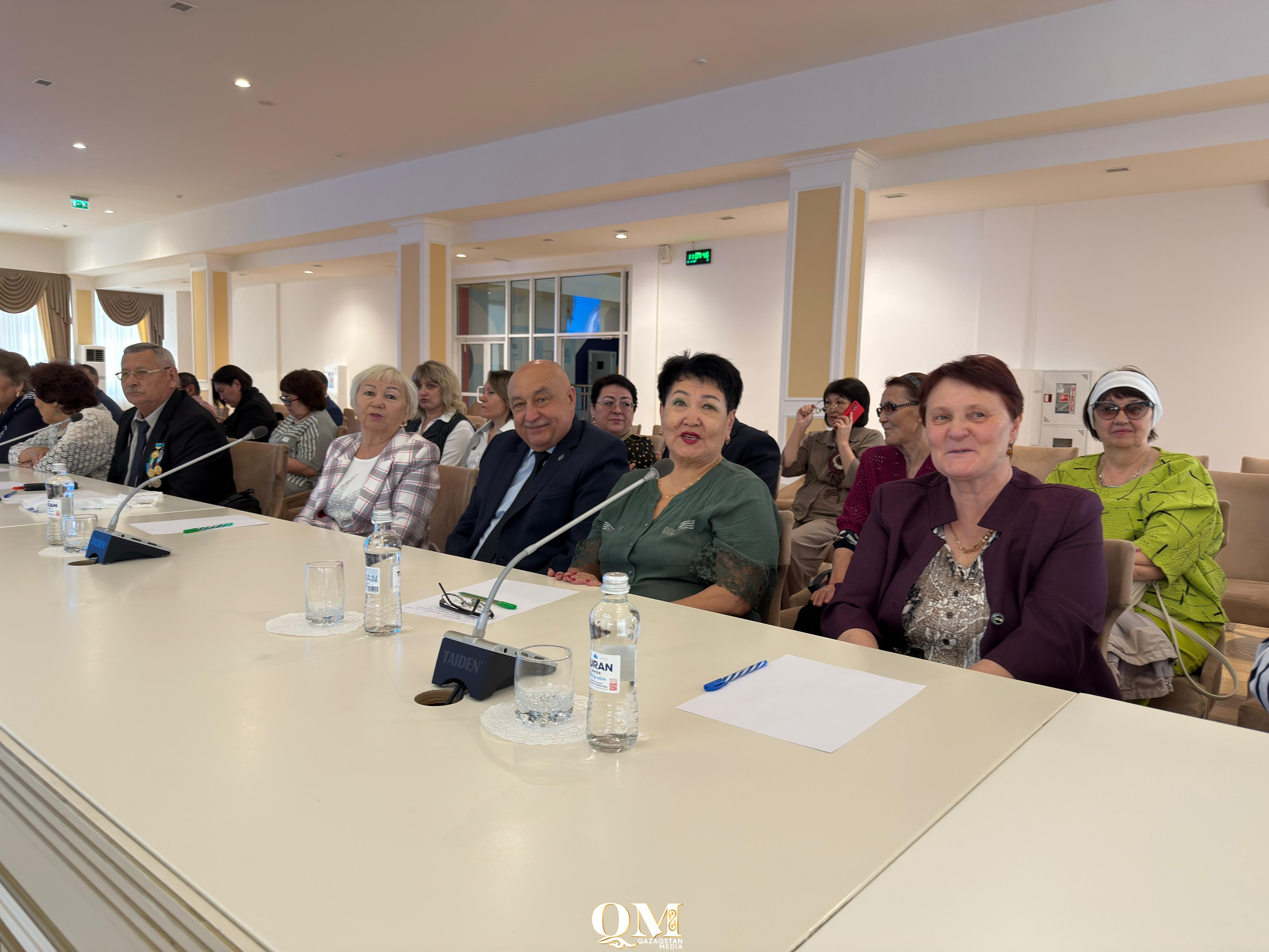 Ветераны педагогики и директора школ обсудили будущее образования в СКО