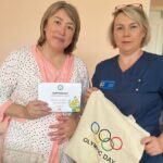 Подарки от олимпийских чемпионов получили младенцы в СКО