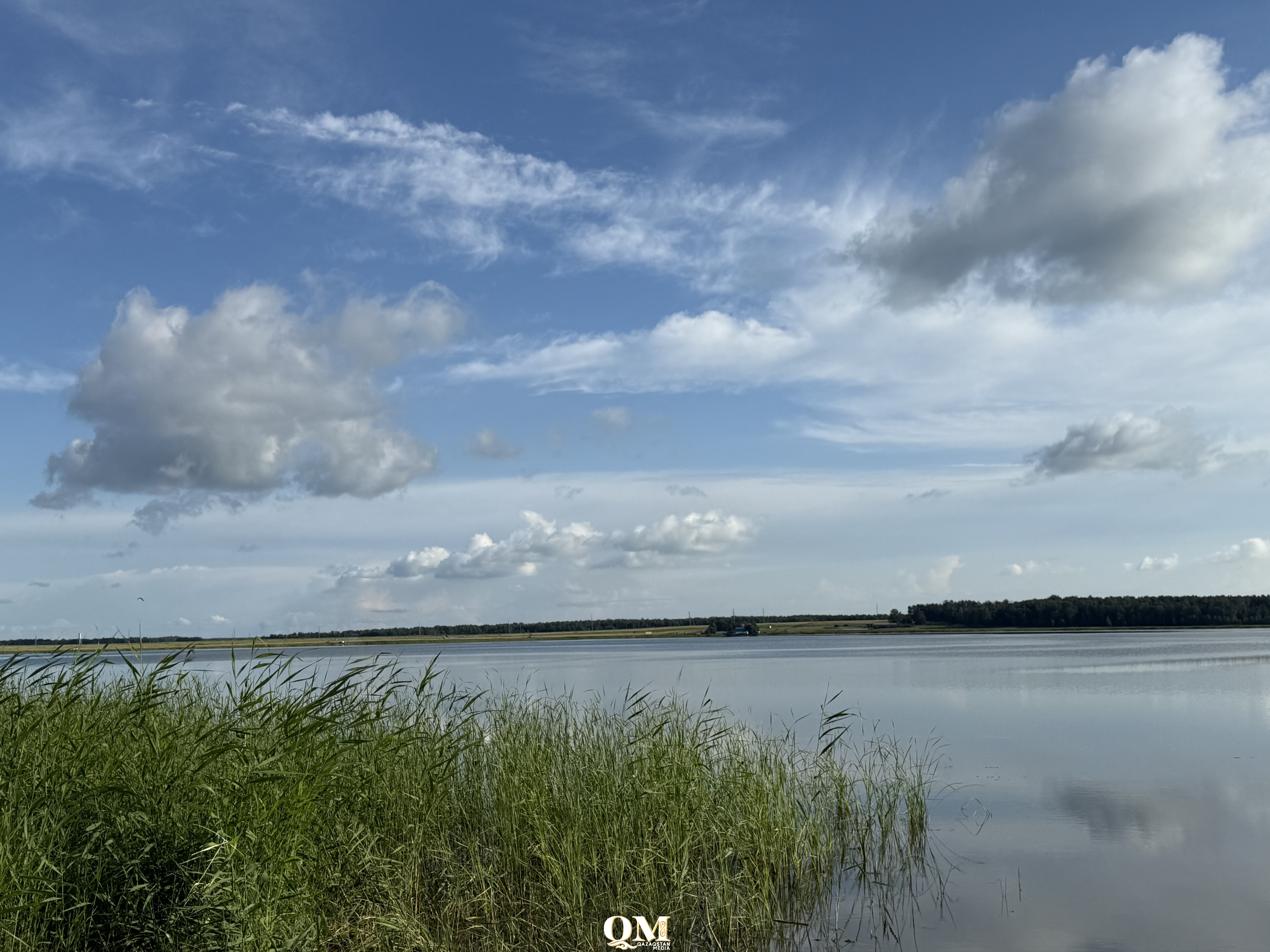 Секунда до беды: гидроцикл перевернулся на озере в СКО