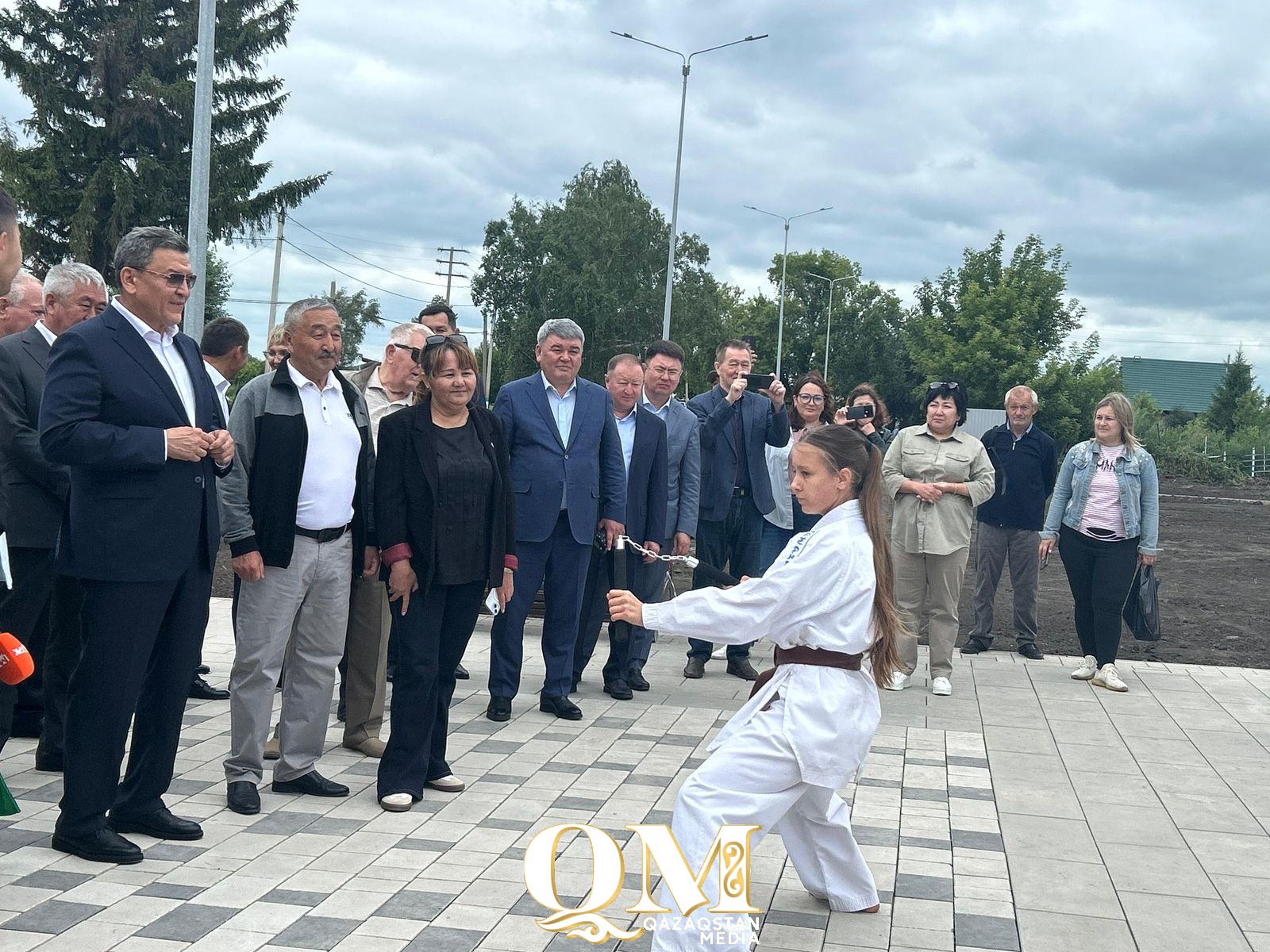 СҚО әкімі Ойқала мен Былғары зауыты кентінде салынған демалыс алаңдарын аралады