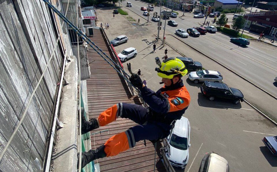 Лежала без сил: пенсионерку из Петропавловска спасли сотрудники ДЧС