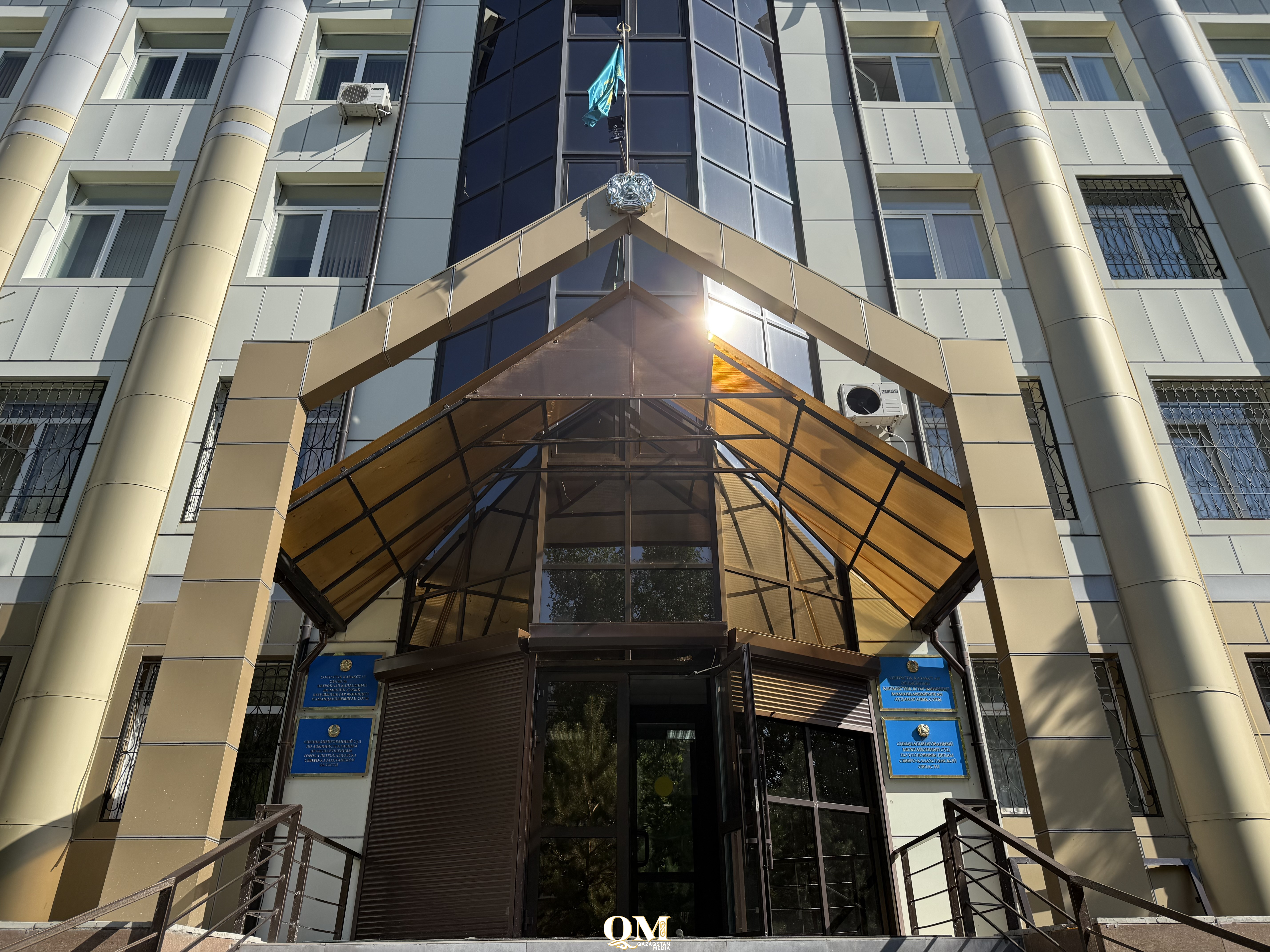 Жамбыл ауданында ерлі-зайыптыларды балтамен ұрып өлтірген жігітке сот үкімі шықты