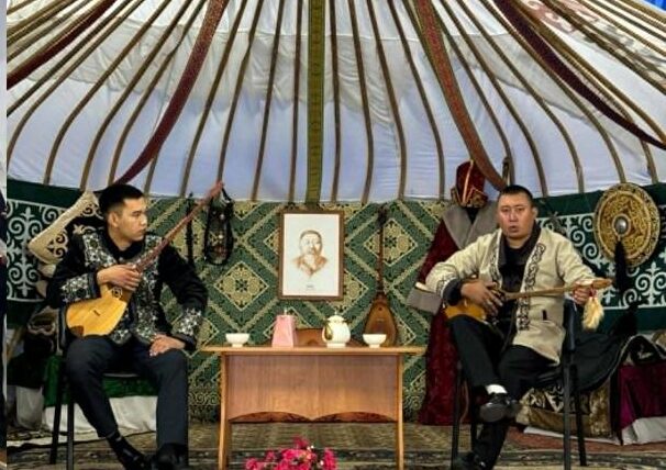 Айтыс в честь 180-летия Абая прошел в колонии CКО