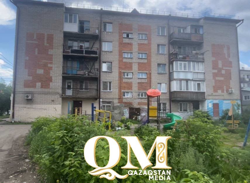 Не поделили свет - в общежитии Петропавловска пенсионер ударил соседа ножом в живот