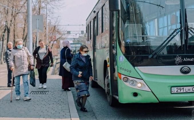 Петропавлда қарттар күнінде зейнеткерлер үшін қоғамдық көліктермен тегін болады