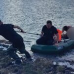 Дети перевернулись на лодке на озере в СКО