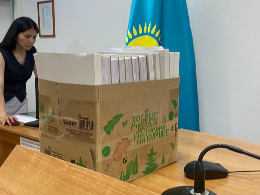 «Дружба» с рецидивистом? Как экс-замначальника УБОП СКО оказался на скамье подсудимых