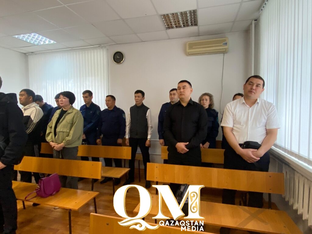 Руководил борьбой с ОПГ и сел по их доносу. Экс-полицейского из СКО суд отправил в колонию