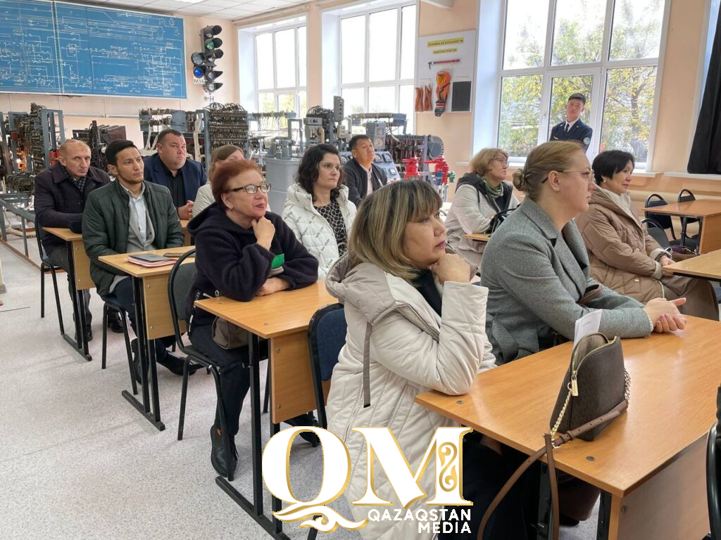 Воспитание и образование: педагоги СКО обменялись опытом на семинаре