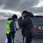 Пенсионера с гипертоническим кризом спасли полицейские на трассе в СКО