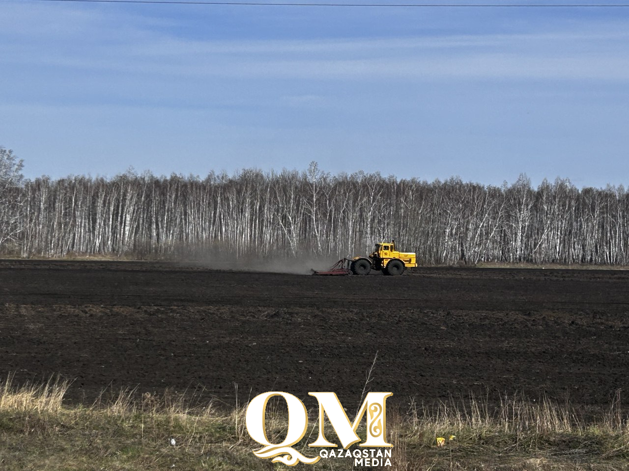 Аким СКО недоволен низкими зарплатами механизаторов и комбайнеров