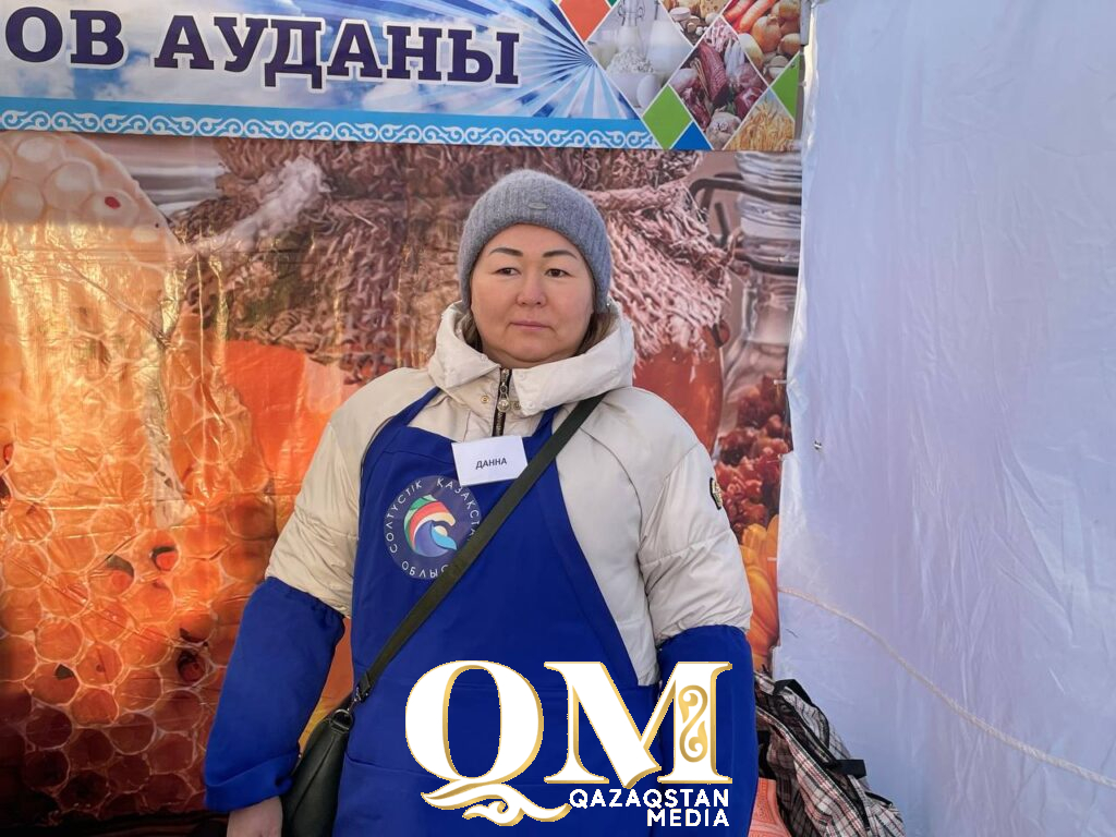 Мед, кумыс и гуси к празднику: больше тысячи тонн продукции привезли сельчане на ярмарку в Петропавловск