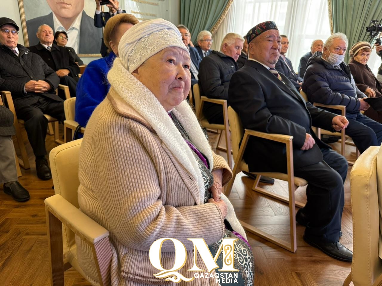 Ваш опыт — наш капитал: ветеранов труда с Днем пожилого человека поздравил аким СКО