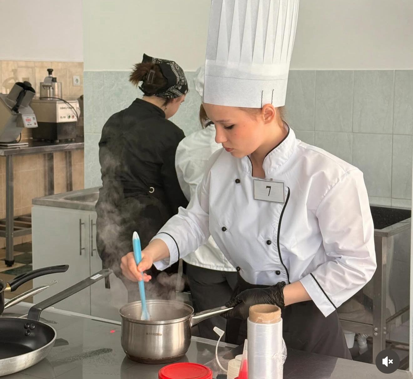 Кушать подано! Впервые работники общепита отмечают в Казахстане профессиональный праздник