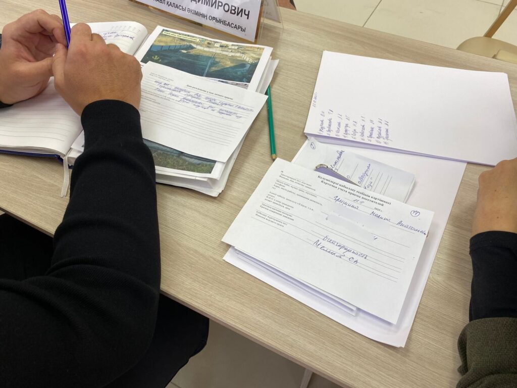 «Спасибо вместо скандала»: жительница Петропавловска удивила всех на приеме у акима