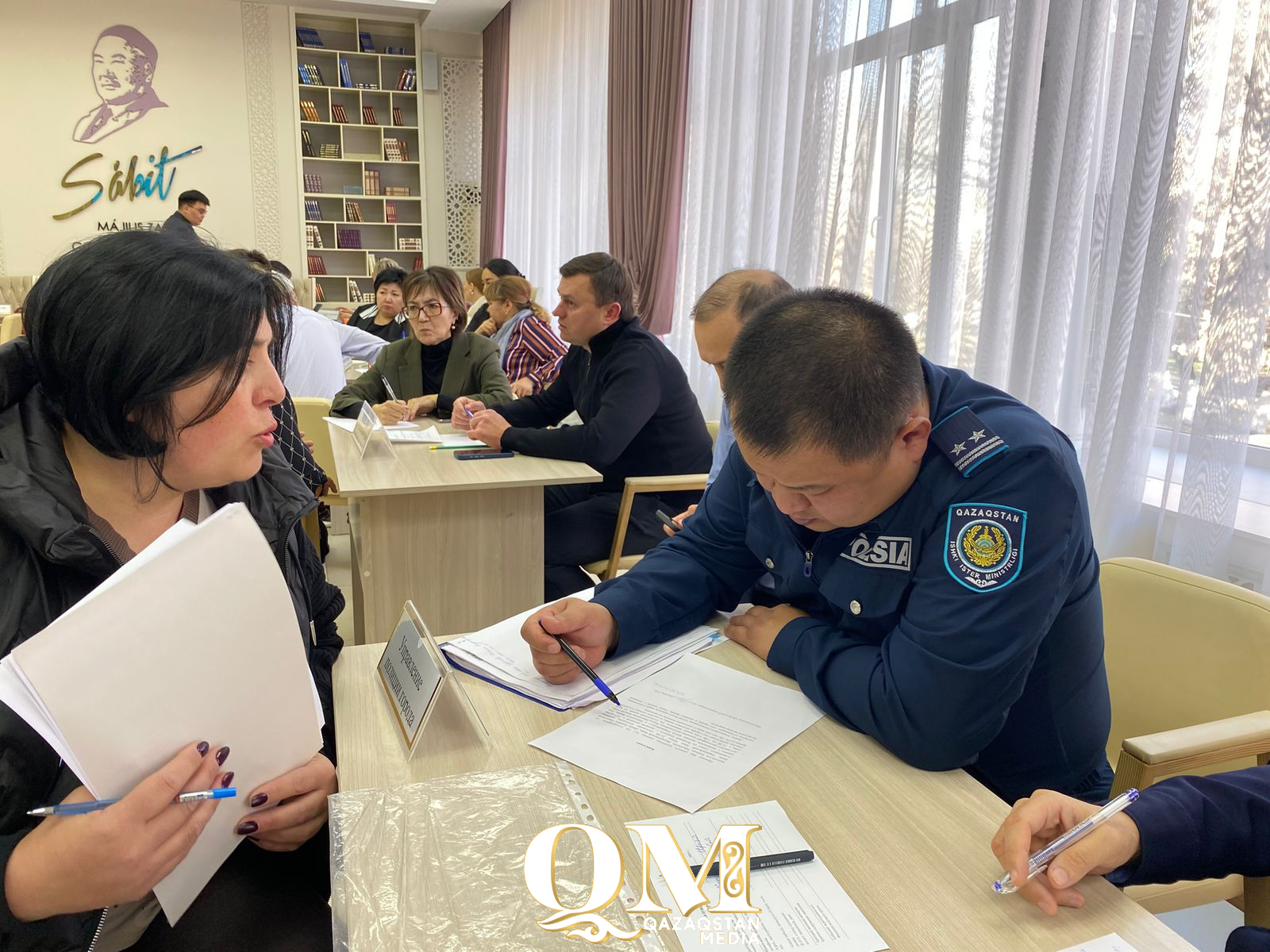 Рев мотора и громкая музыка в центре Петропавловска - когда утихомирят шумную молодежь
