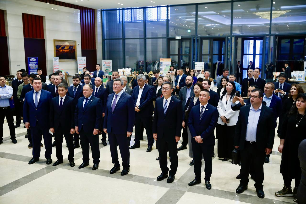СҚО–Қытай: 100-ден астам кәсіпкер инвестициялық форумда бас қосты