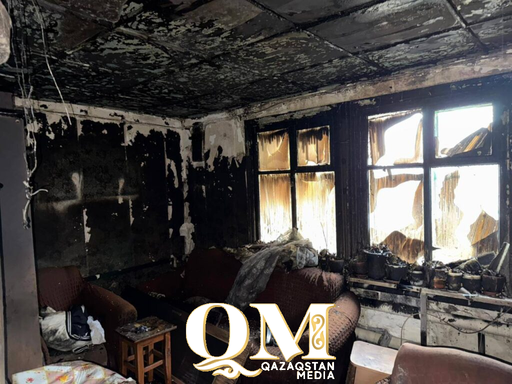 Семья осталась без дома, хозяйка получила ожоги: нужна помощь семье Тумрау из СКО