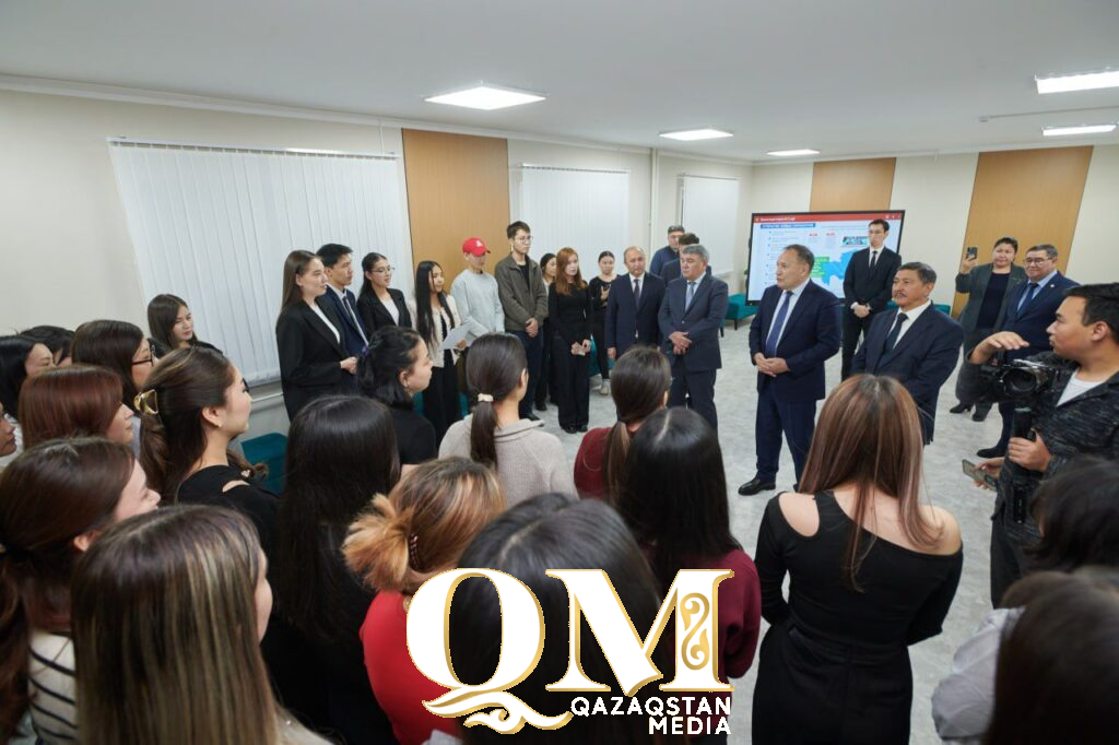 «Серпін» в действии: советник премьер-министра Казахстана увидел, как молодежь с юга строит будущее на севере