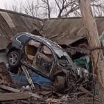 Водитель Volkswagen протаранил здание в Тайынше и попал в больницу