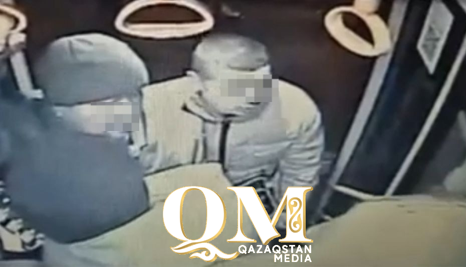 Парня, который «лапал» в автобусе школьницу, арестовали на пять суток в Петропавловске