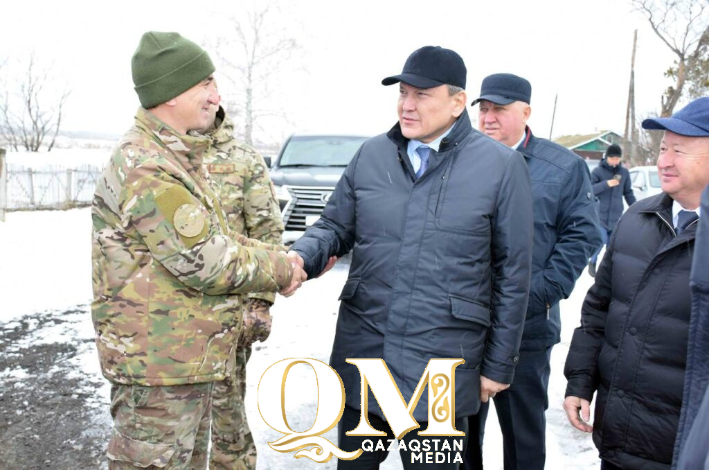 Развитие промышленности и социальной сферы в Кызылжарском районе оценил аким СКО