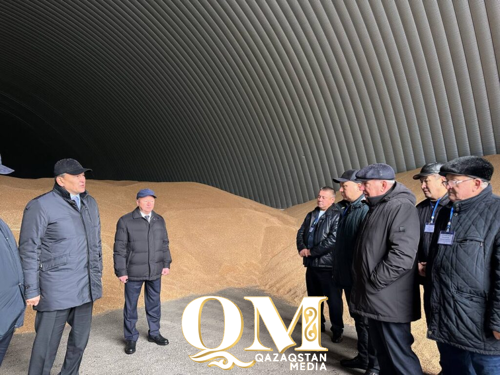 Развитие промышленности и социальной сферы в Кызылжарском районе оценил аким СКО