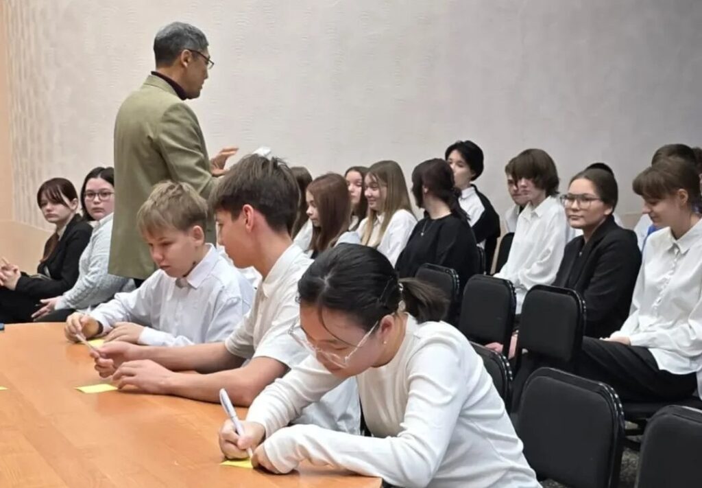 Ответственности и дружбе учат школьников Петропавловска