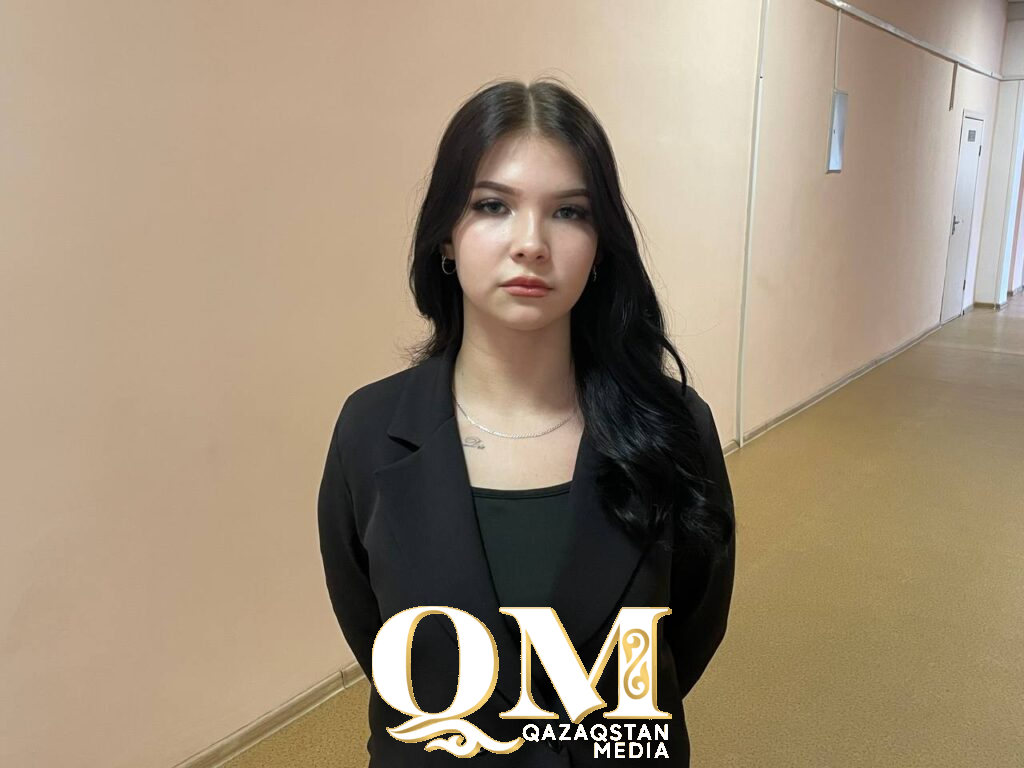 Будущие парикмахеры освоили новые техники химической завивки в Петропавловске