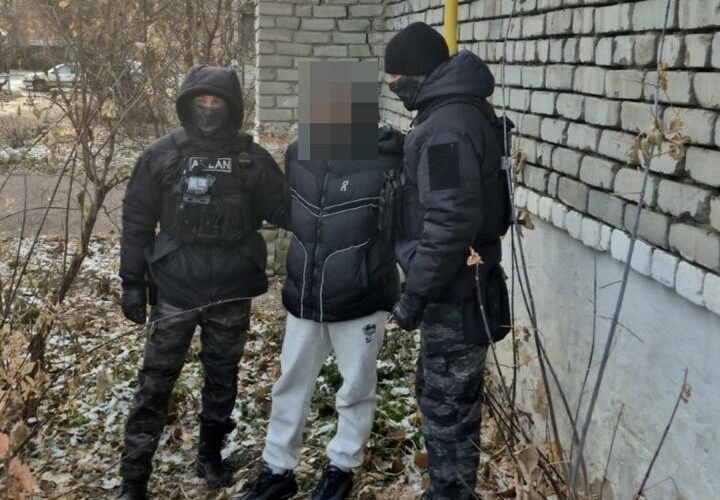 Сбежал из-под домашнего ареста. Столичного закладчика дважды задержали с синтетикой