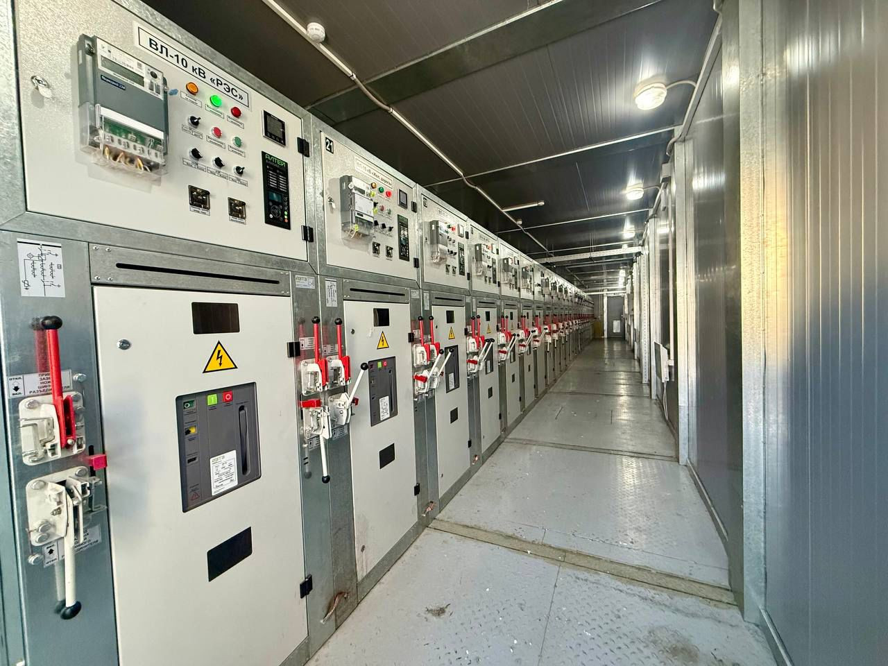 Дороги, медицина и IT: Уалихановский район посетил аким СКО