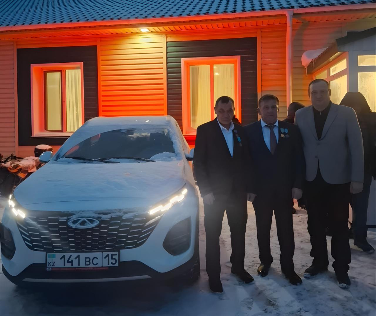 Еңбек бағаланды: Есіл ауданында механизатор жаңа көлікке ие болды