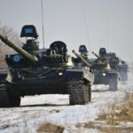 Высшая боевая готовность: тактико-строевые занятия начались у военнослужащих Казахстана