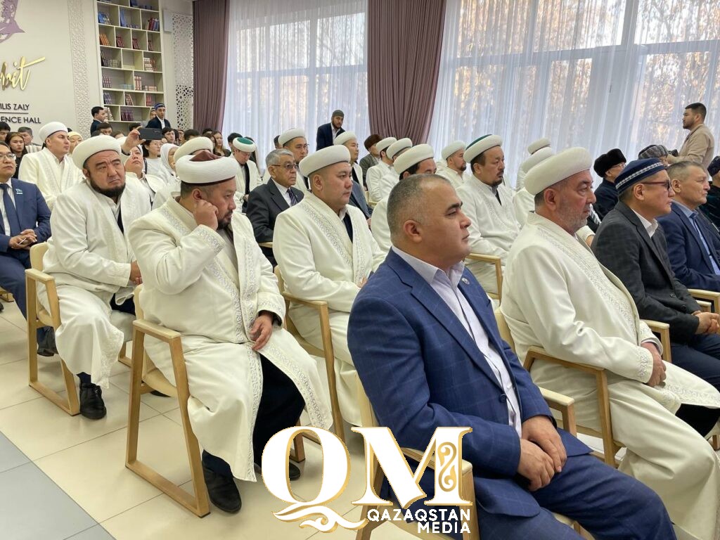 Значение «Жеті Жарғы» для общества обсудили в Петропавловске с участием главного муфтия страны