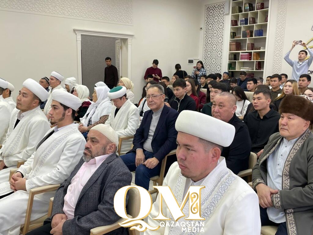 Значение «Жеті Жарғы» для общества обсудили в Петропавловске с участием главного муфтия страны