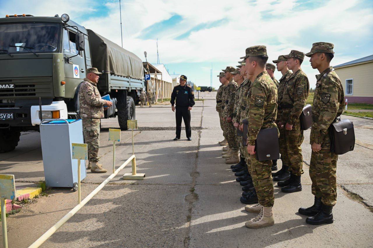Биыл елімізде 850-ден астам запастағы офицер әскерге шақырылады