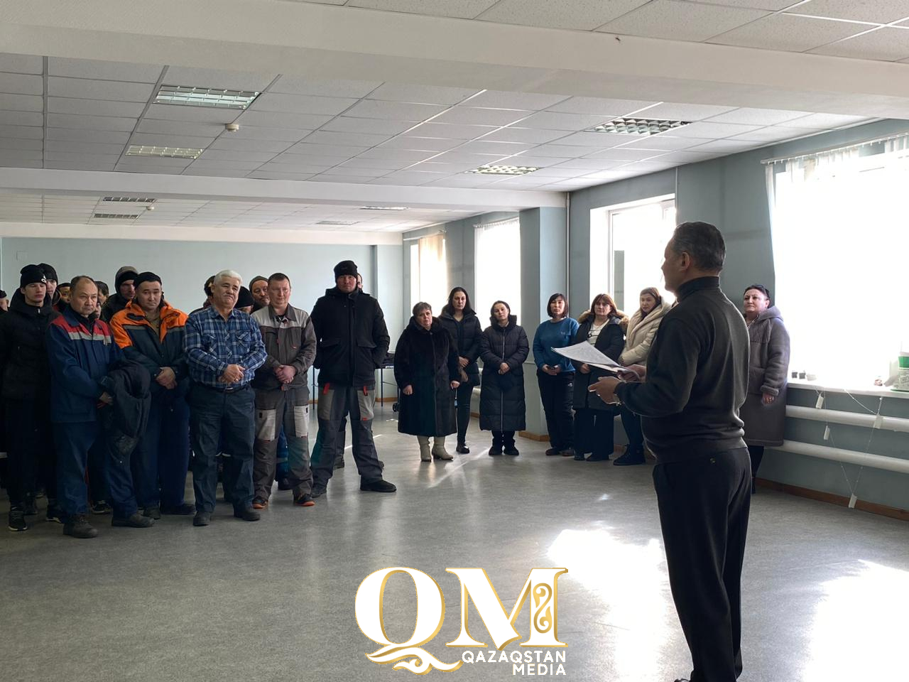 Зауыт қызметкерлері жаңа Конституция жобасымен танысты