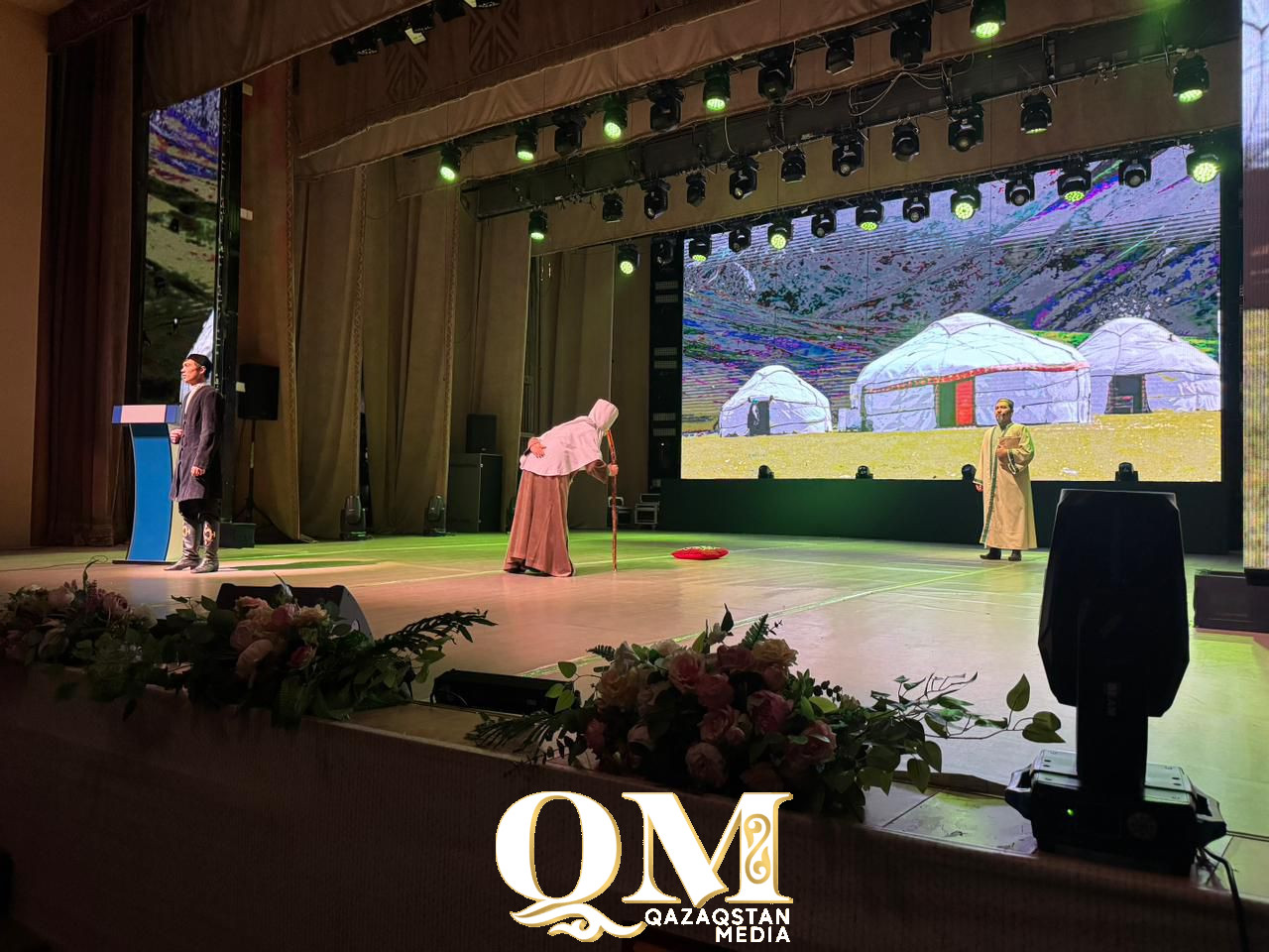 Петропавлда оқушыларға Абай жайлы театрландырылған қойылым сахналанды